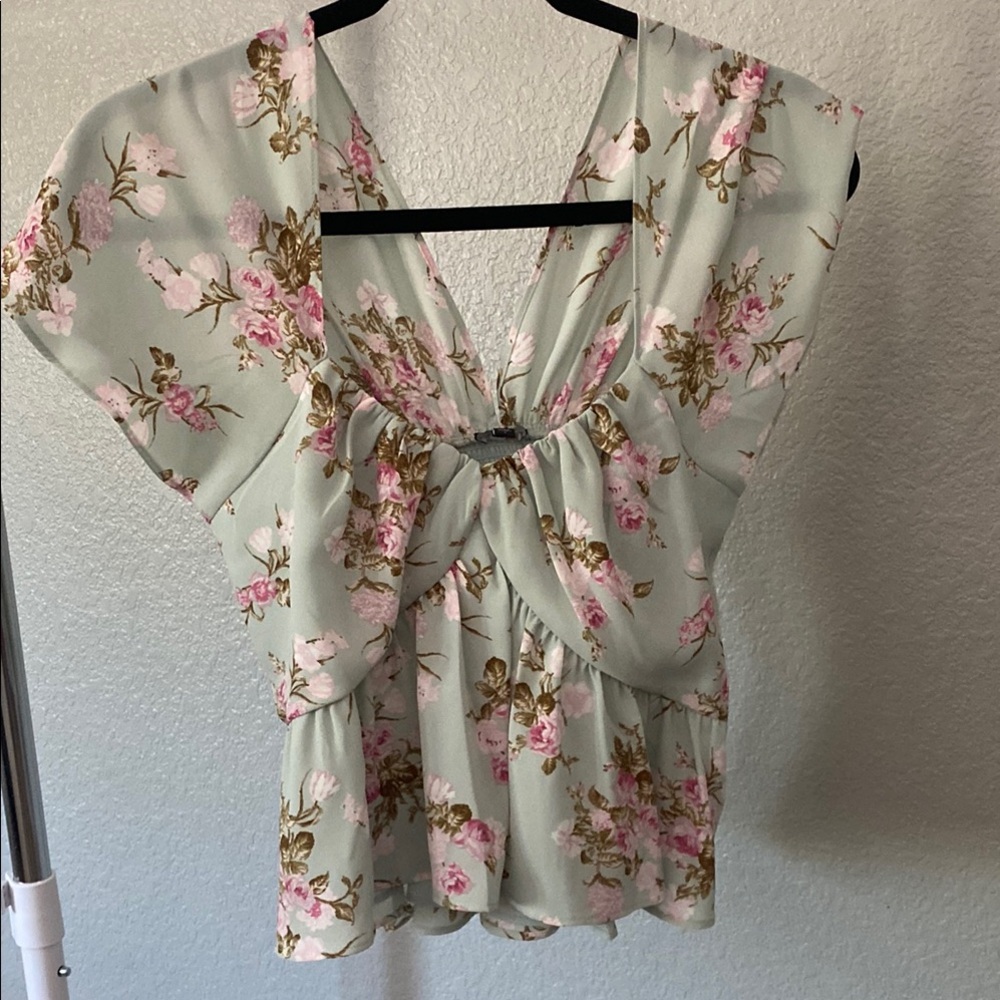 Express Cream Flutter Sleeve Peplum Blouse
